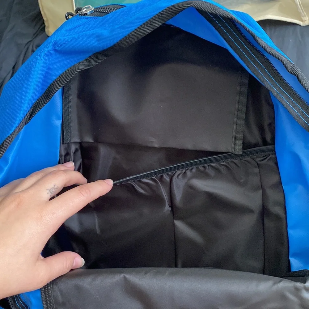 Backpack - Picture 3 of 5